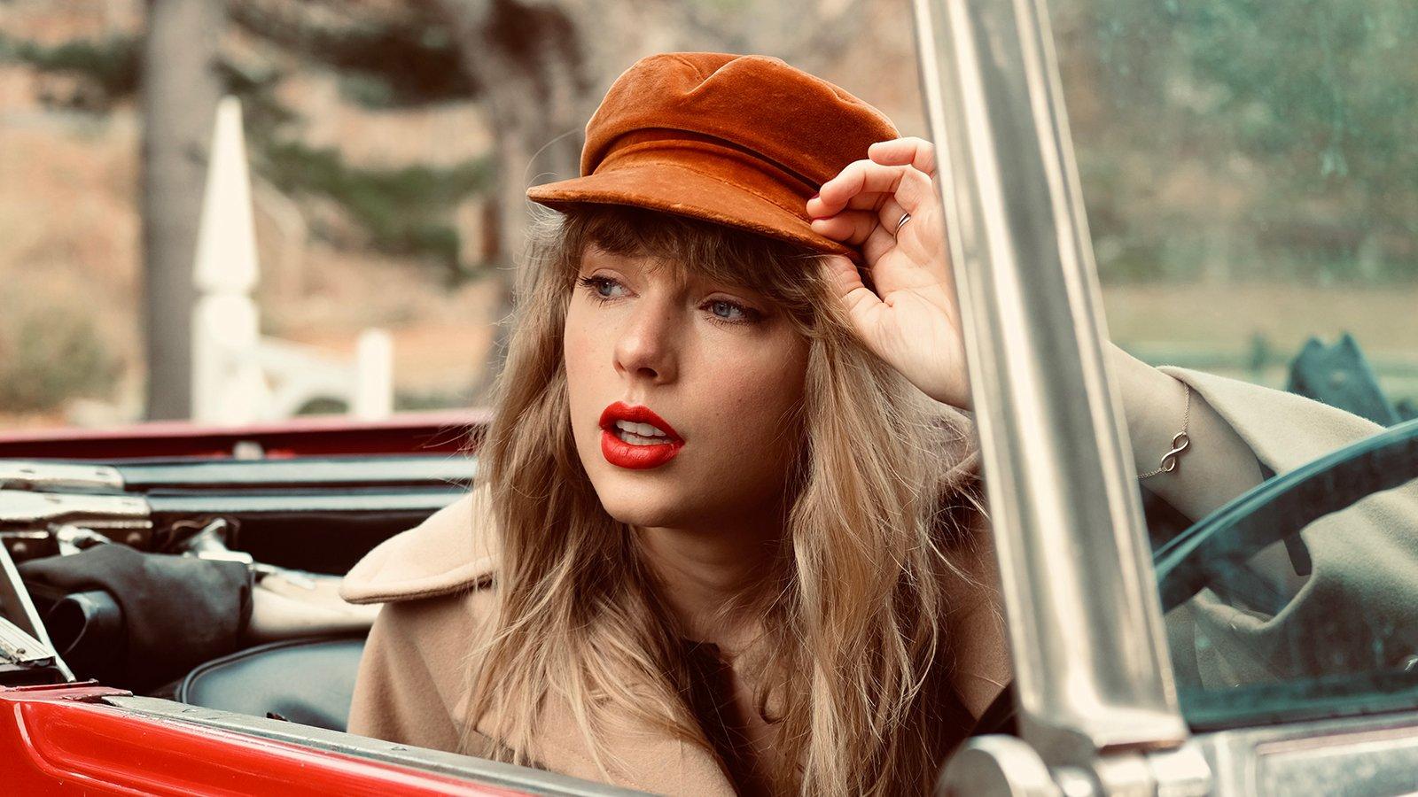 Taylor Swift | Artist | GRAMMY.com